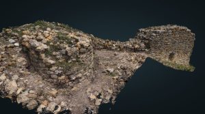 Vue de drone du rempart ouest avec tour circulaire